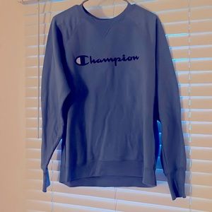 CHAMPION CREWNECK!!